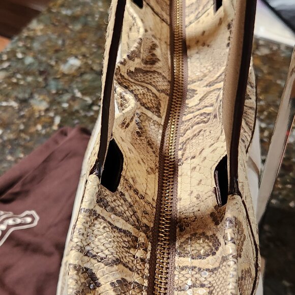 COACH Audrey soft smooth and supple cream leather tote w/snakeskin trim/dustbag - Picture 13 of 15